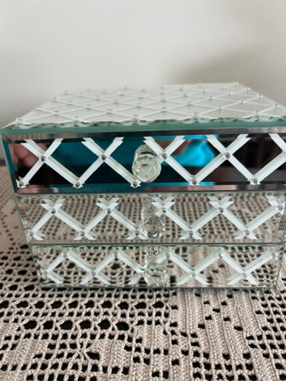 Elegant 3 Drawer Jewelry Chest, Mirrored Body, Diamond Design